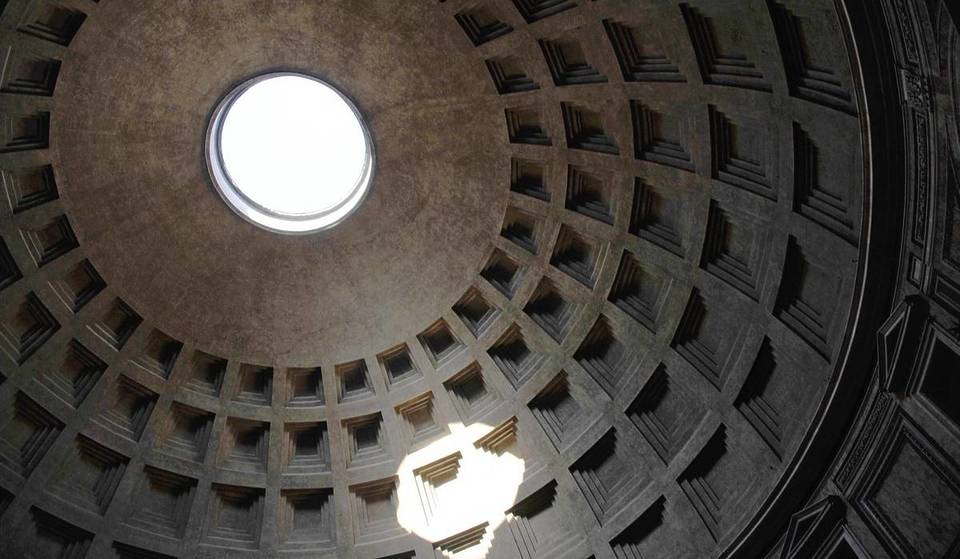 Rome, nouvelles au Panthéon : l&rsquo;accès extraordinaire à la Basilique de Neptune a été ouvert, le billet ne coûte que 10 euros.