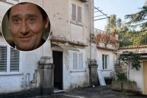 Sul litorale laziale, è stata listata la dependance della villa estiva appartenuta ad Alberto Sordi; la storica residenza di 160 metri quadrati a Formia è attualmente sul mercato per 600.000 euro