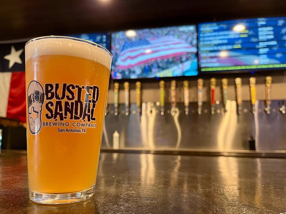 10 Brilliant Breweries In San Antonio That Are Hoppin' Fantastic