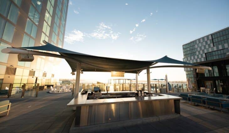 This upbeat Billy Joel & Elton John tribute concert is bringing classic cocktails & nostalgic hits to San Diego’s waterfront