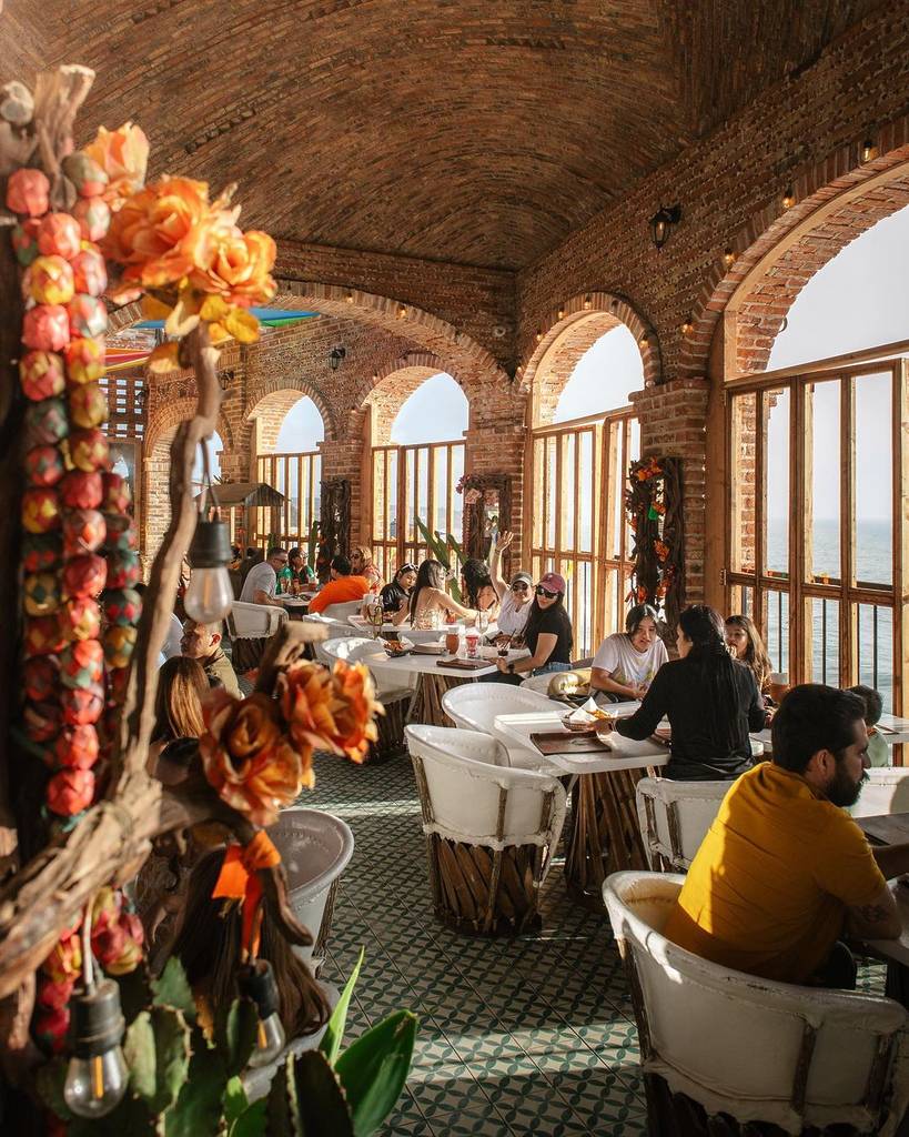 Cliffside restaurant in Baja California