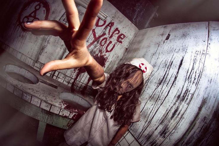 horror experience haunted maze in San Diego