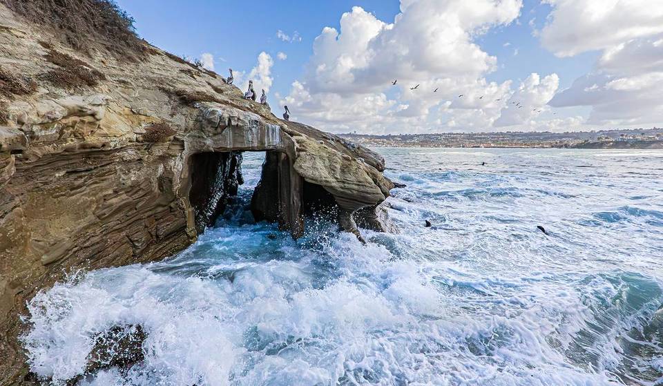 La superluna más cercana de 2025 trae espectaculares mareas vivas