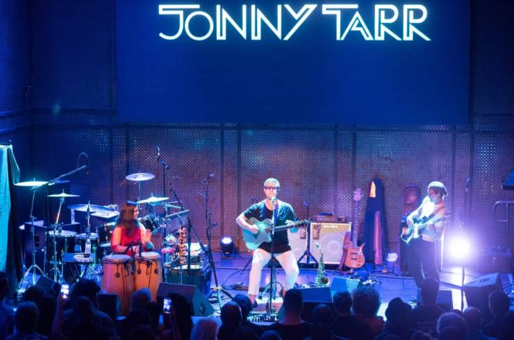 band playing live at Encinitas Holiday Street Fair