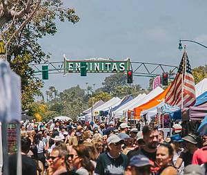 Don’t miss live tunes, local brews & holiday vibes at this completely free street fair