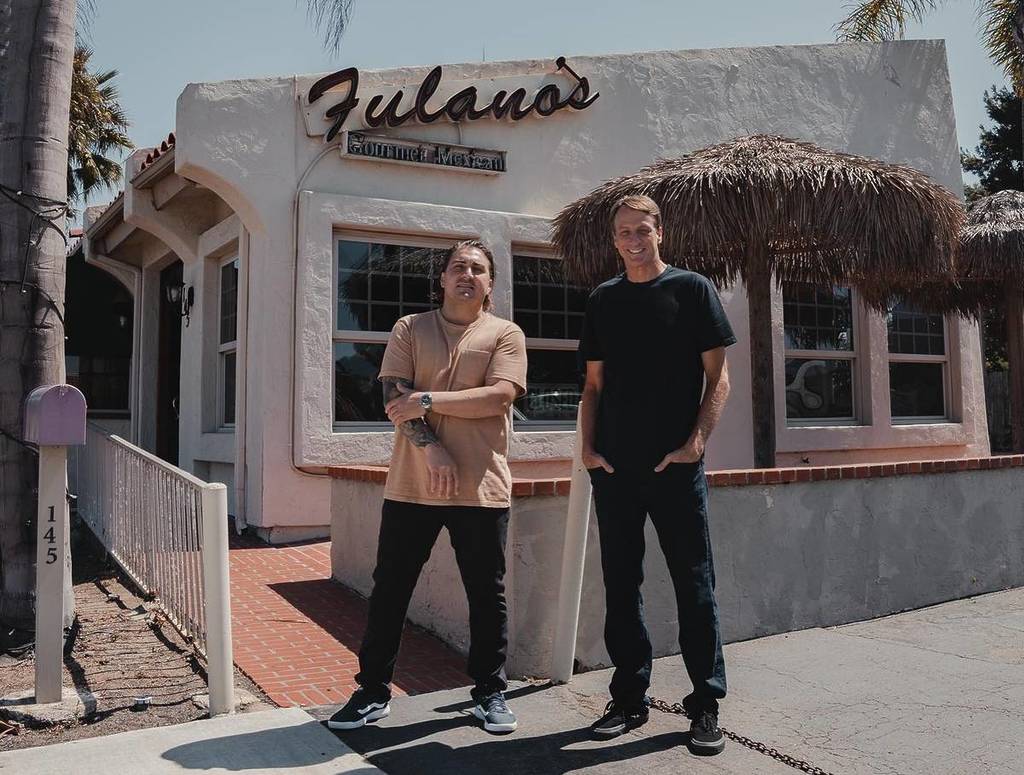 Tony Hawk y el chef Andrew Bachelier