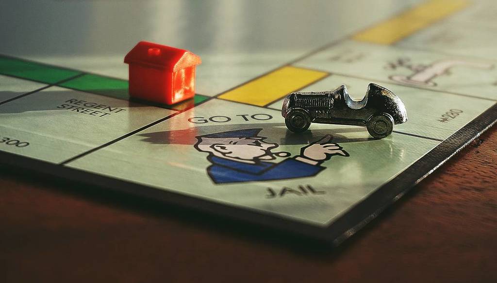 un tablero de Monopoly