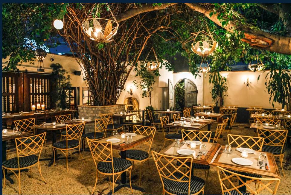 Bacari outdoor patio