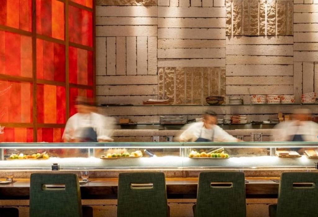 chefs behind bar at Zuma