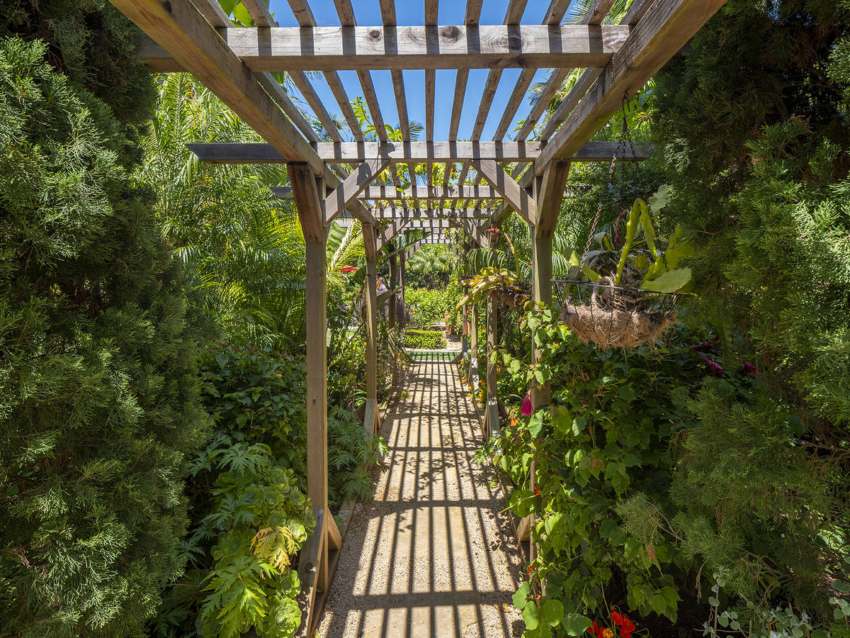 The beloved 'Secret Garden Tour' returns to Southern California