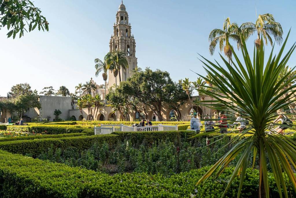 Vista de la iglesia en Balboa Park, San Diego