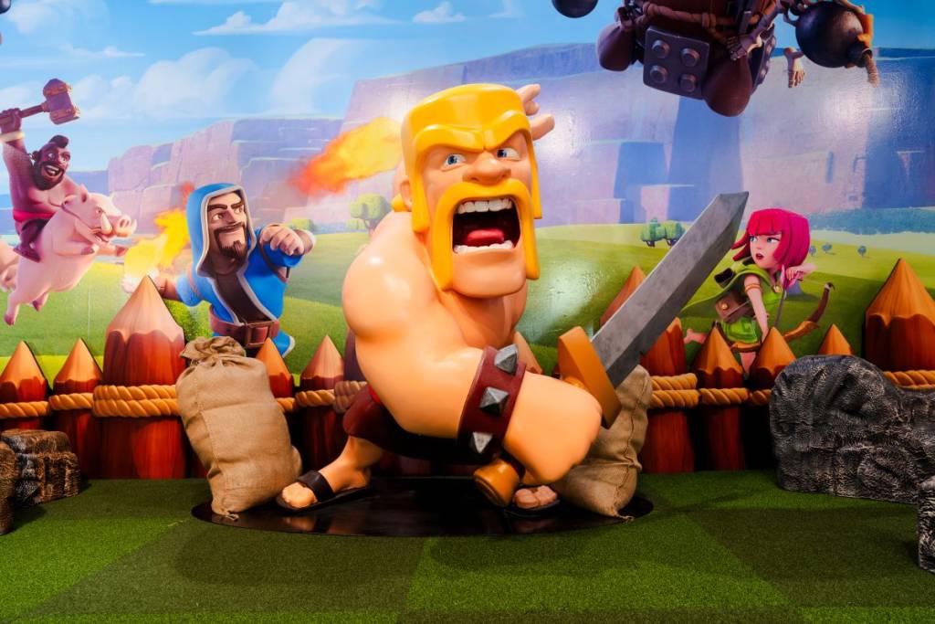 The first IRL Clash of Clans experience is leaving San Diego soon: Gather your troops for physical raid rooms and in-game loot through September 7 