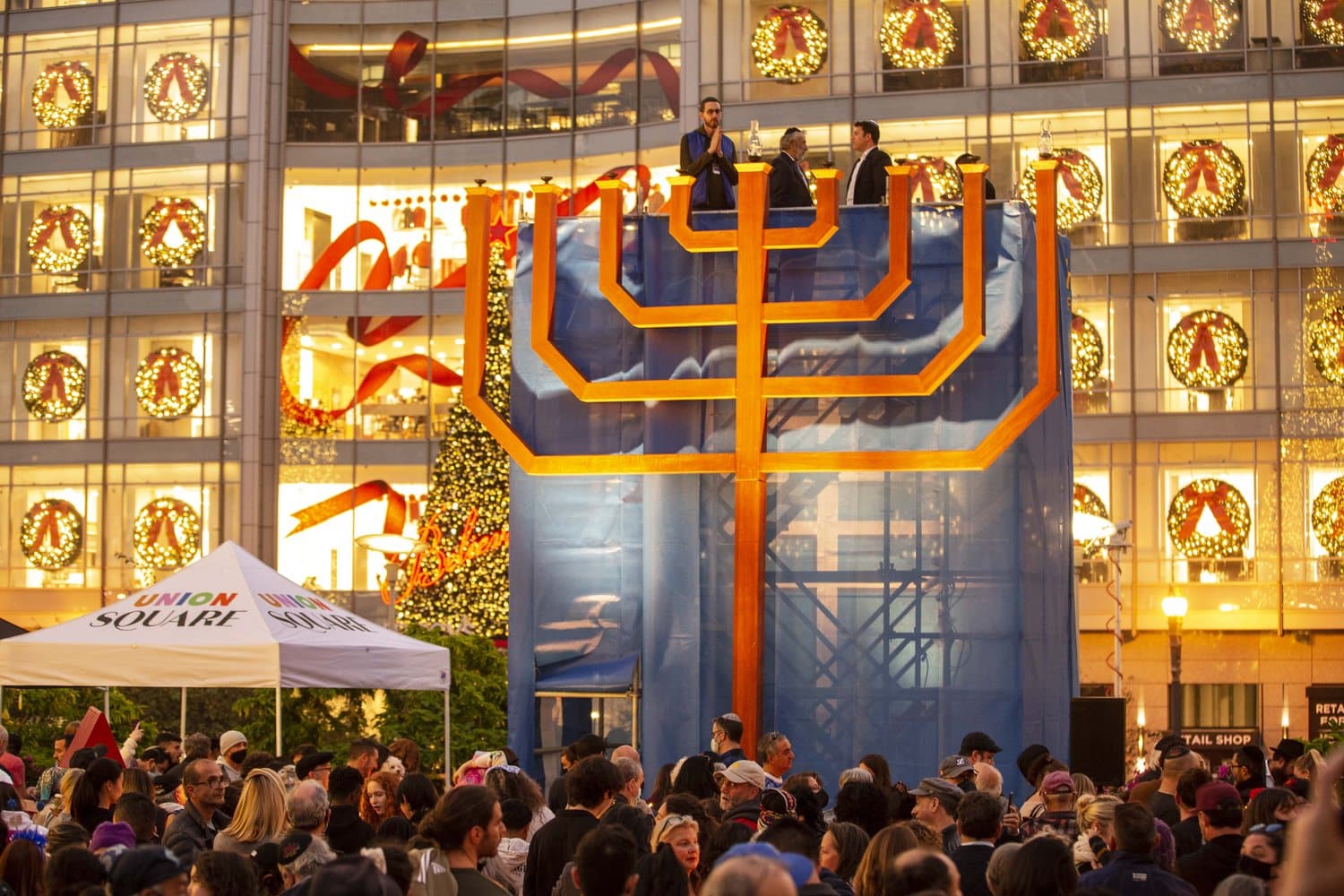 Union Square Menorah In San Francisco Secret San Francisco