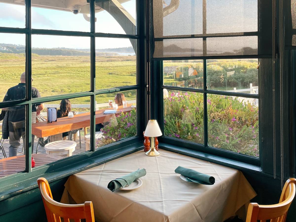 restaurant at mission ranch