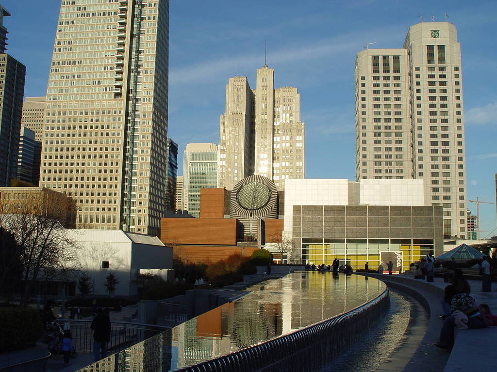 exterior view of SFMOMA