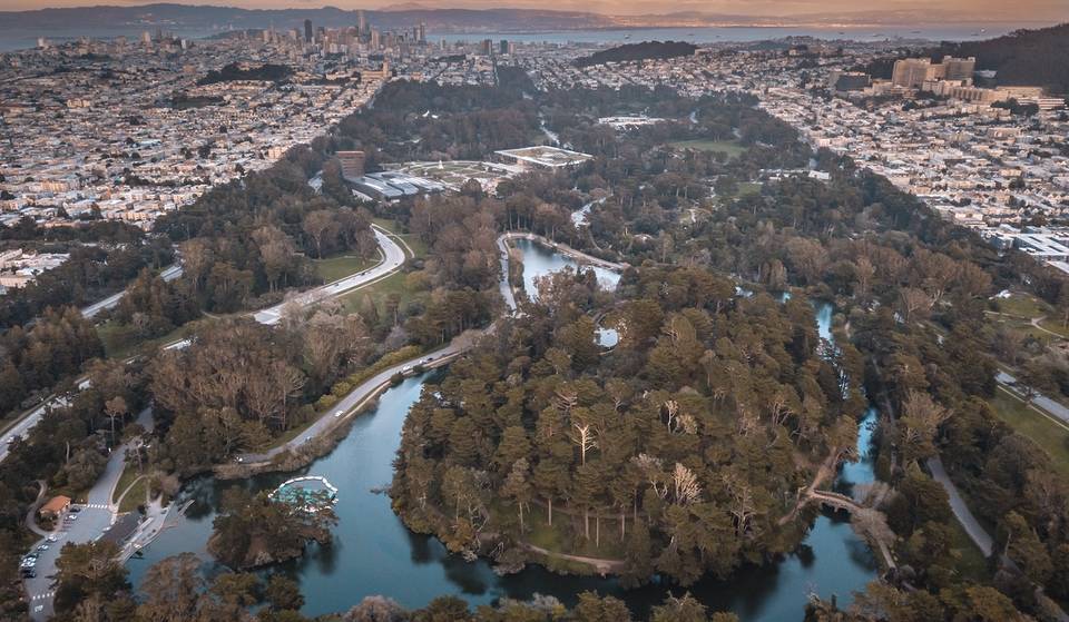 Zach Bryan Is Playing An Outdoor Concert At Golden Gate Park This Weekend — And You Can Still Get Tickets