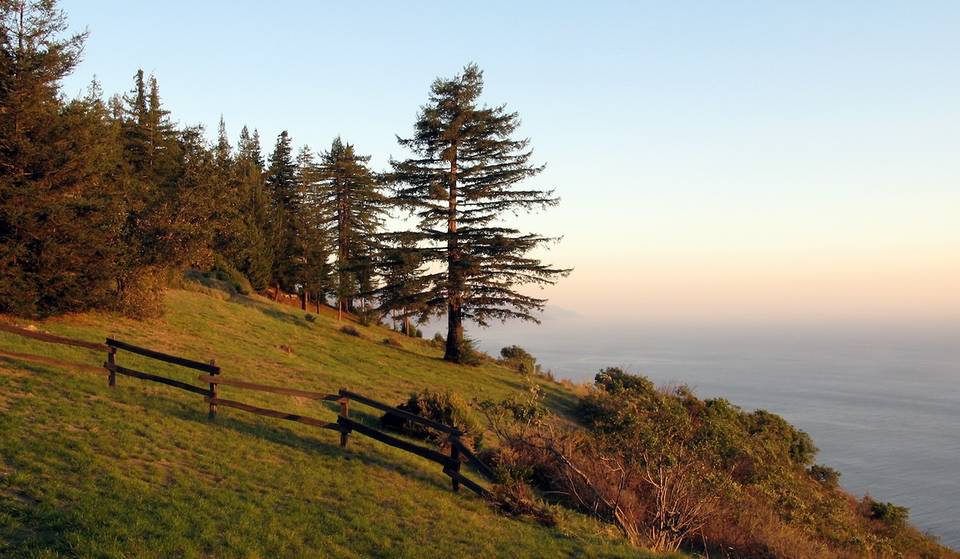 This Luxury Hotel Has Some Of The Best Views Of Big Sur From Its Dramatic Clifftop Perch
