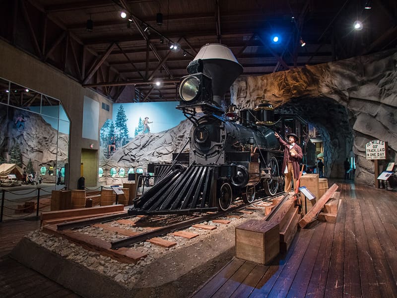 Full scale diorama at the CA State Railroad Museum.