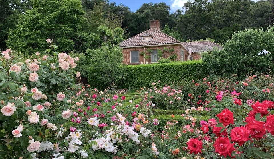 Una finca histórica a solo 30 minutos de San Francisco acoge una serie de conciertos de verano en sus cuidados jardines, y las entradas ya se están agotando