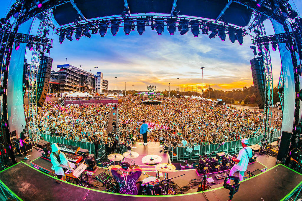 View from the stage at sunset at Breakaway Music Festival