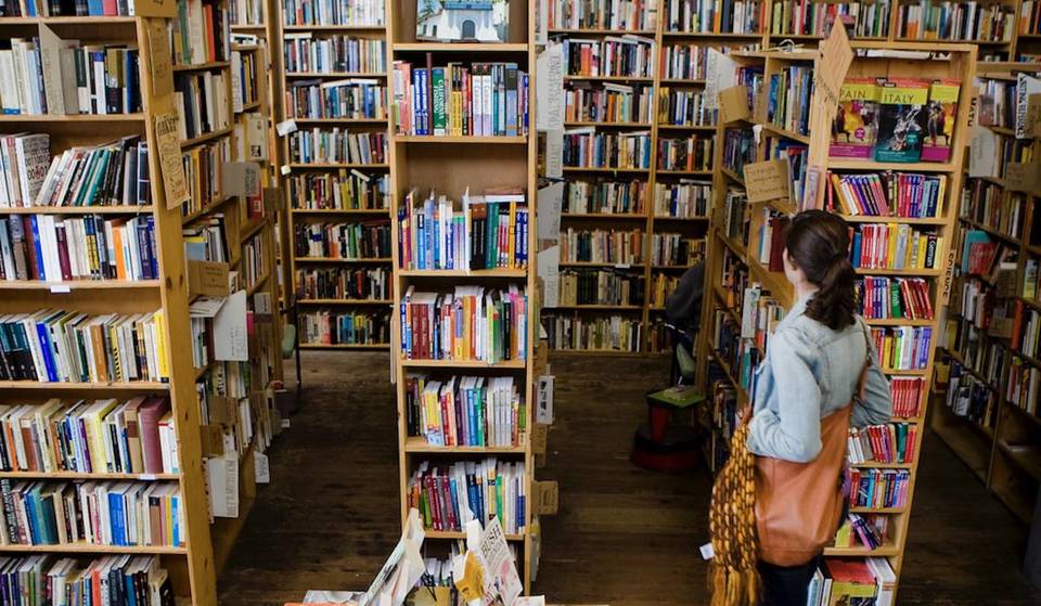 Join A Literary Bar Crawl This Weekend With Over 25 Venues In The Mission District