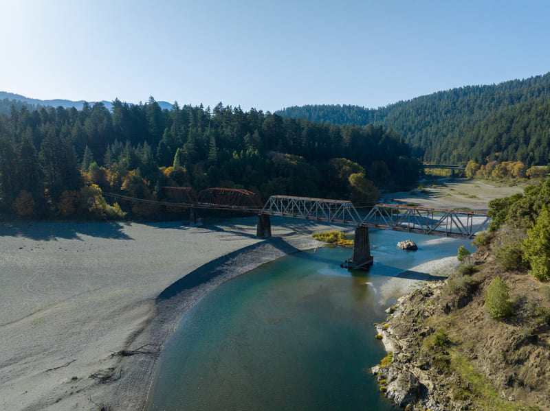 Tramo del GRT sobre el río Eel