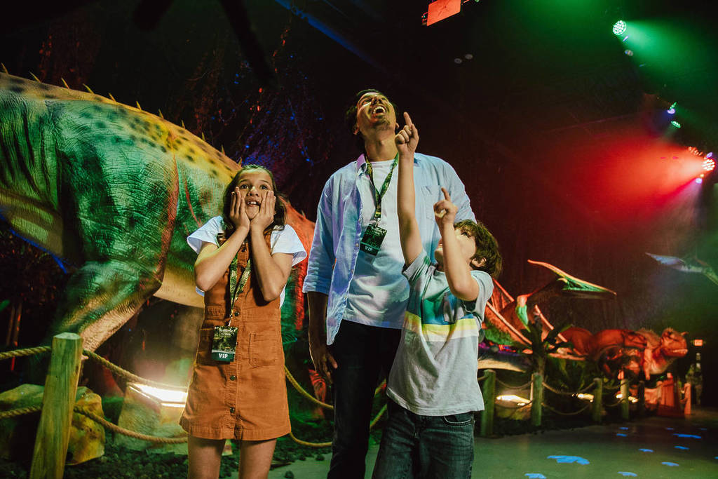 Dinos Alive