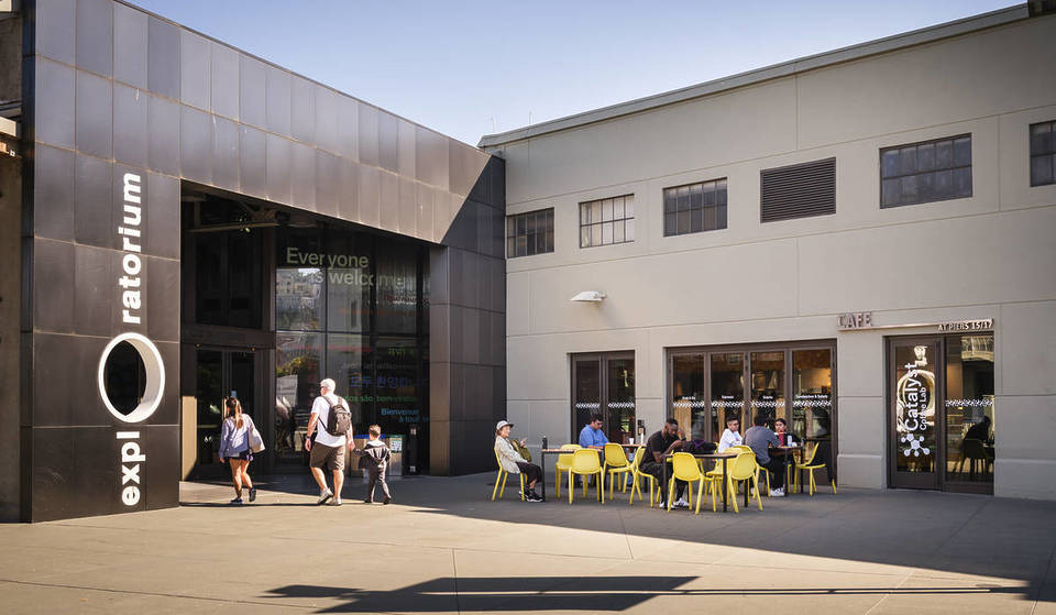 La cafetería más nueva de San Francisco frente a la bahía acaba de abrir en el Exploratorium, y ni siquiera necesitas una entrada al museo para visitarla
