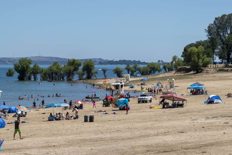 Folsom Lake beach