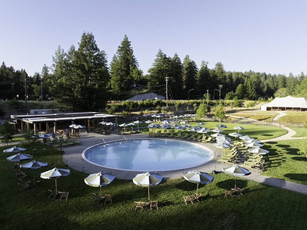 Just 1.5 hours from San Francisco, this scenic pool club features two pools and 46 luxury glamping tents in one of California’s most charming river towns