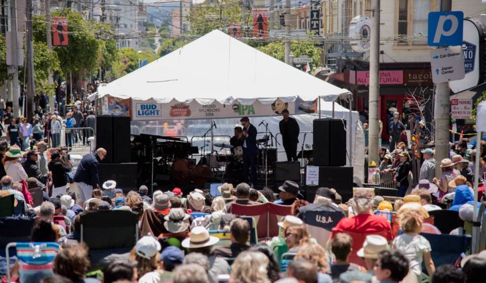 San Francisco va a cerrar 11 manzanas de calles para un festival de jazz gratuito a lo grande el próximo fin de semana: más de 25 actuaciones, 5 escenarios, picoteo y bares pop-up