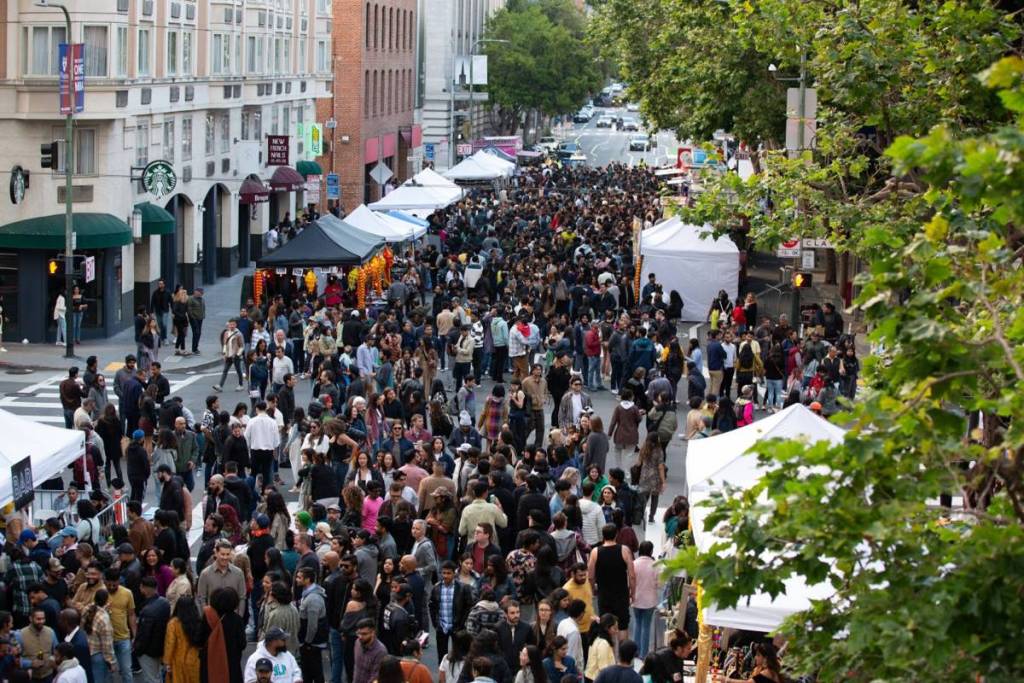 Mercado nocturno «Bhangra & Beats»
