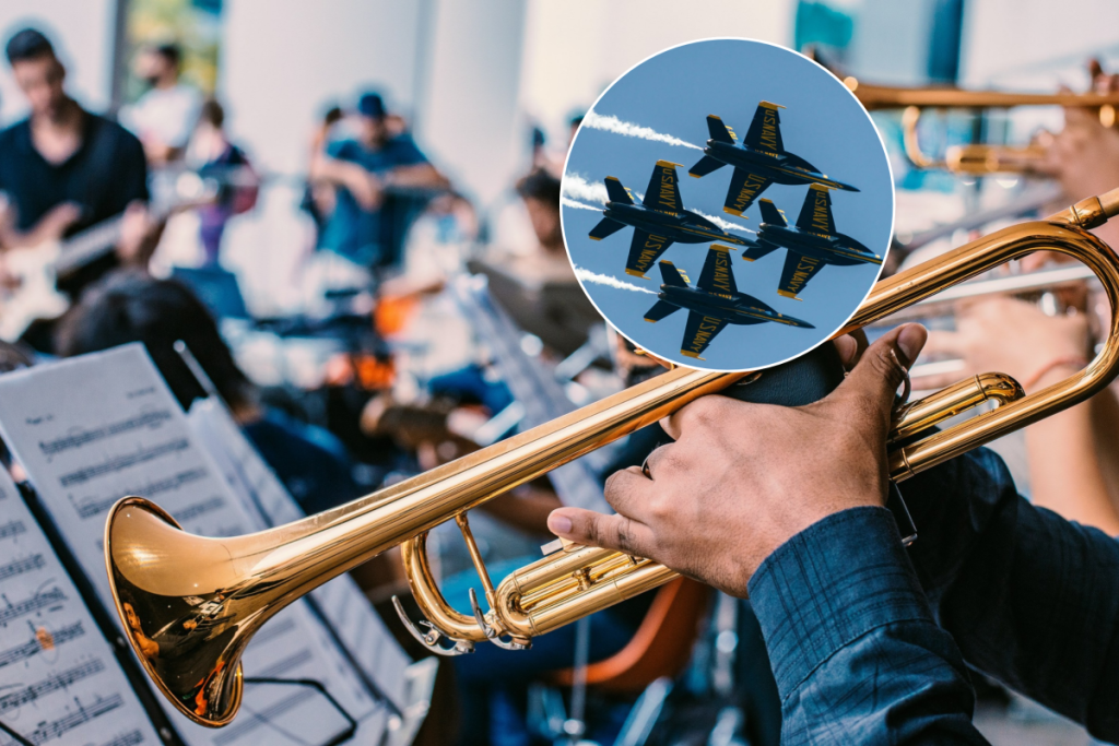 Una banda de metales tocando
