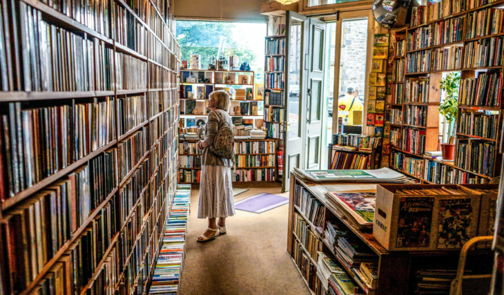 The Mission is hosting a free 4-hour literary bar crawl this weekend with live talks, immersive storytelling, and an after-party