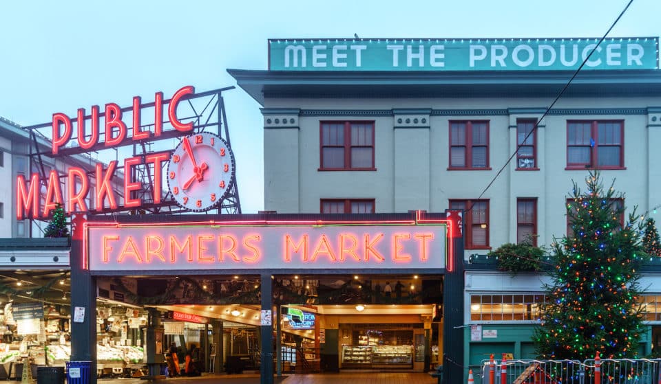 Seattle Named The Best Christmas City In The U.S. In 2022