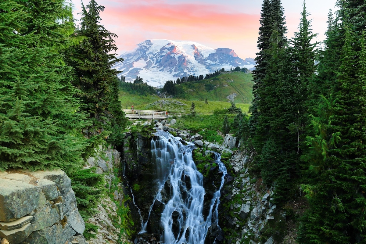 myrtle falls in mt rainier national park