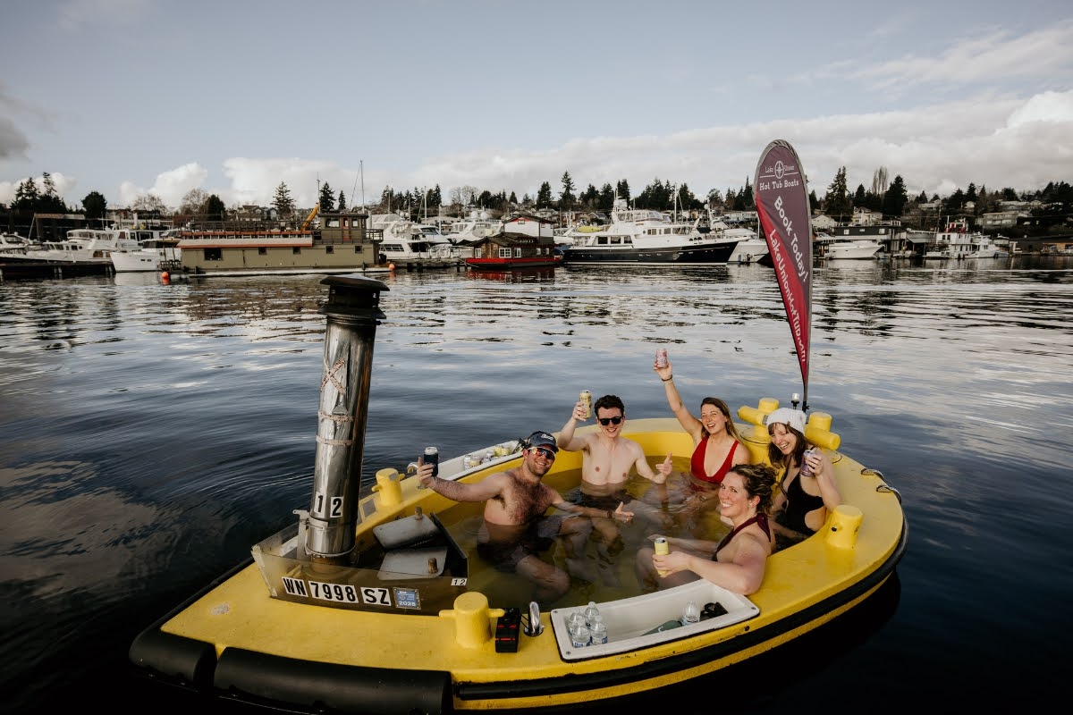 Hot Boating These Floating Sauna & Hot Tub Escapes Are On Lake Union