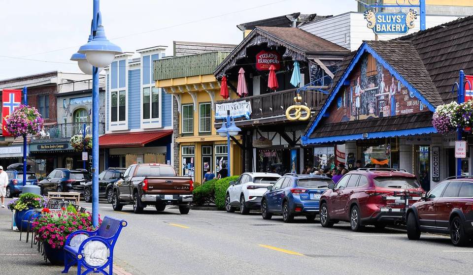 Washington&#8217;s &#8220;Little Norway&#8221; Is A Charming Waterfront Town Less Than Two Hours From Seattle