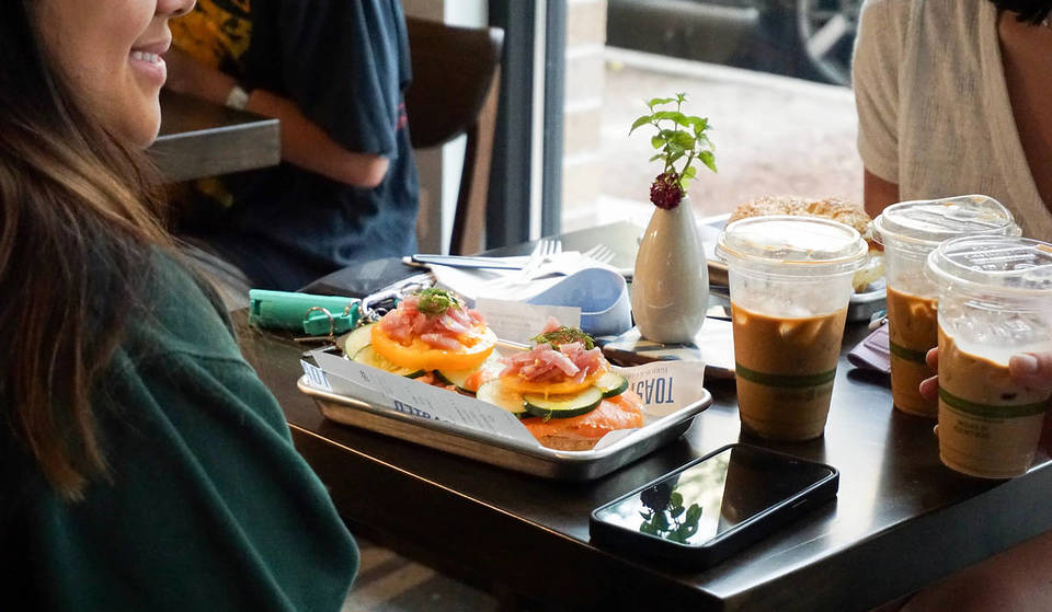 Dónde dar u obtener una comida gratis en Seattle este mes de noviembre