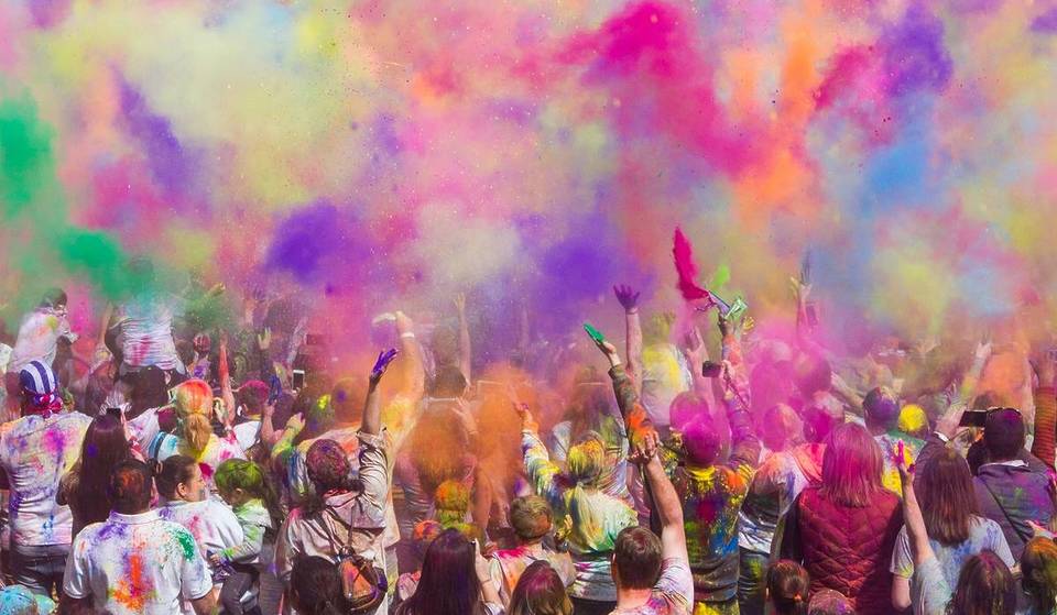The Largest Free Color Festival In Seattle Returns This March With Music, Food Trucks, And Color Throws