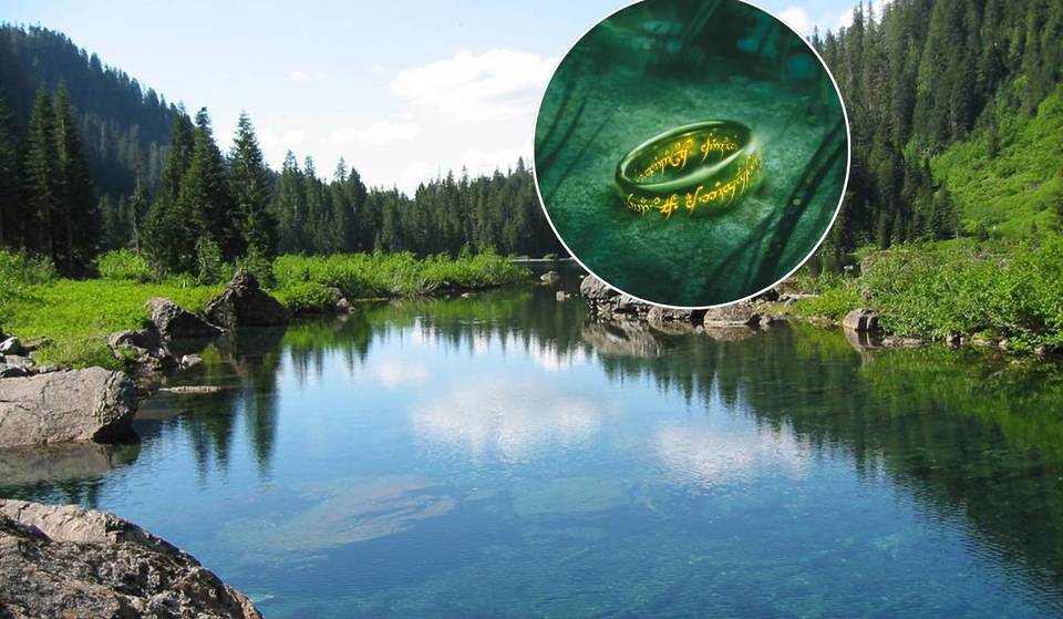 This Trail Less Than 2 Hours From Seattle Feels Straight Out Of Middle-Earth — With A Hidden Lake, Wild Mushrooms, And Plentiful Waterfalls
