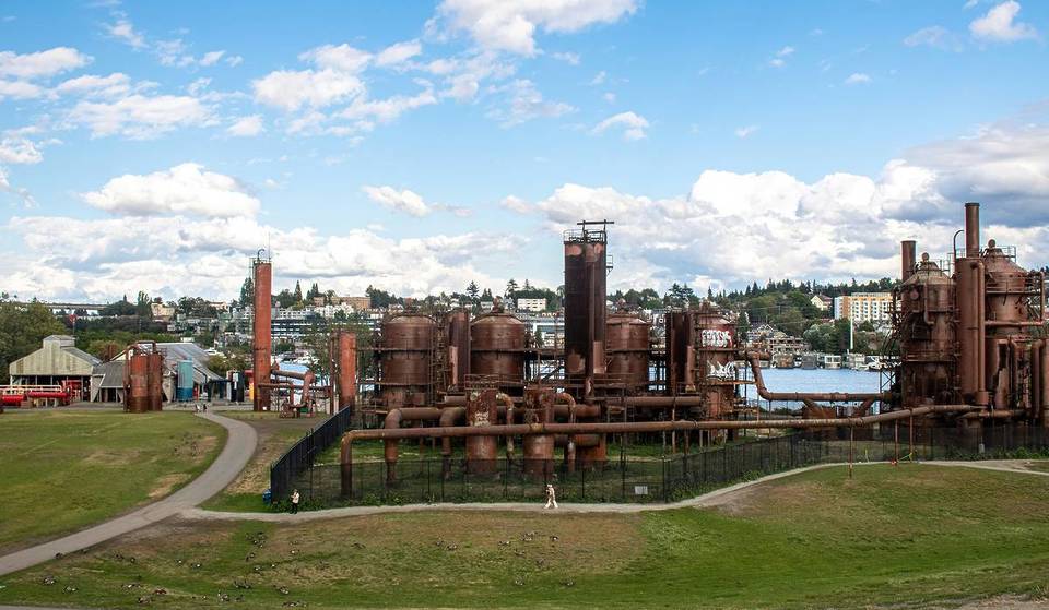 Seattle Parks Department Faces May 15 Deadline To Make Safety Updates To Iconic Gas Works Towers