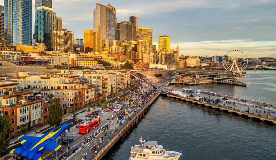 Your Seattle Seafair 2026 guide: What to know about this year’s Blue Angels, Torchlight Parade, and free events