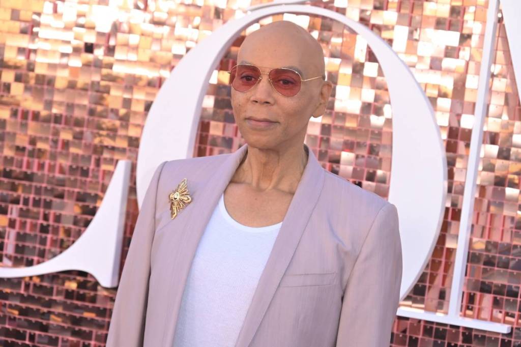 RuPaul trae una sesión de DJ al estilo «block party» al nuevo local Brick Park de Seattle este agosto