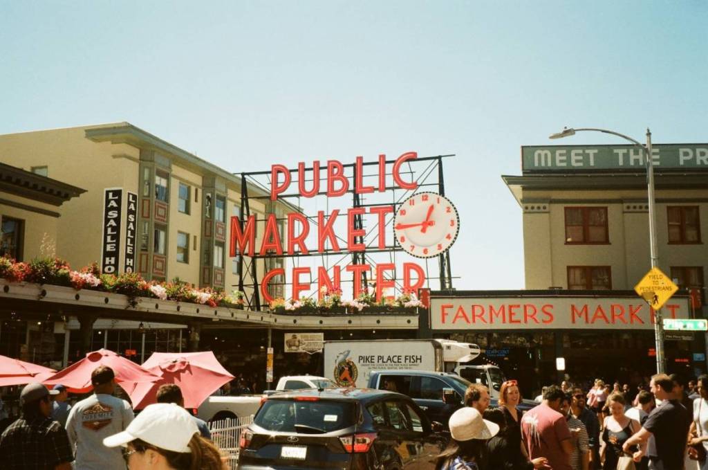 Puede que los coches vuelvan al Pike Place Market: cómo podría reducirse el proyecto piloto peatonal este invierno