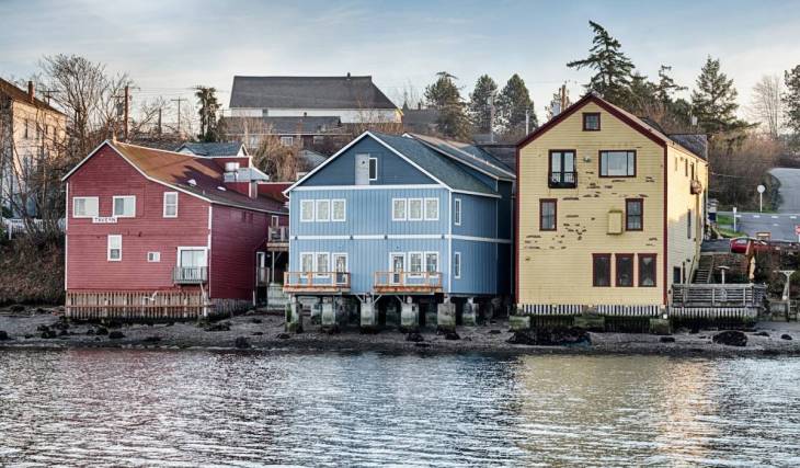 Visit the original Practical Magic filming location on Whidbey Island for movie screenings, Midnight Margaritas, and more this October