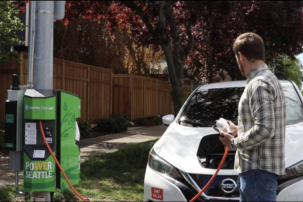 seattle curbside ev chargers