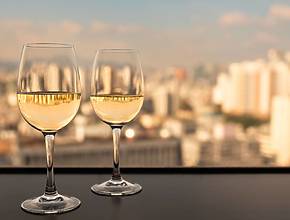 “실패 없는 데이트를 원한다면”… 겨울밤 설렘을 깨우는 서울 다이닝 바 6곳