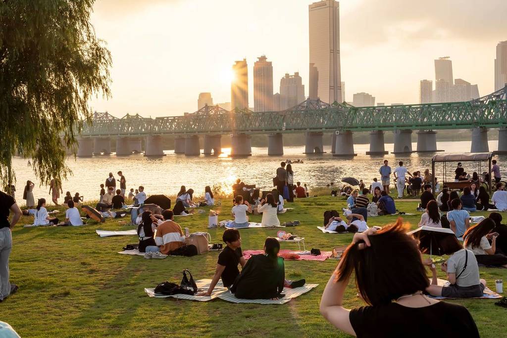 [April 10–12] It’s a shame the cherry blossoms are fading, but our weekend is just getting started.