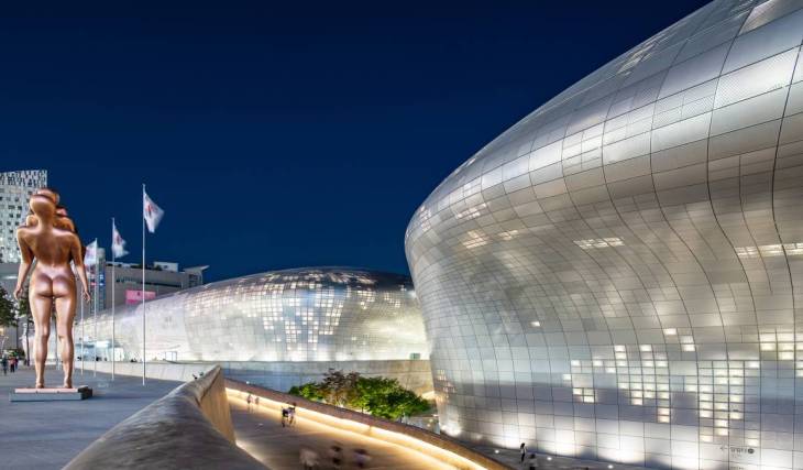 A midsummer night’s respite in the heart of Seoul: the “DDP Summer Night Music Festival”